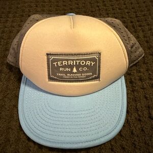 Territory Run Co Cap NWOT